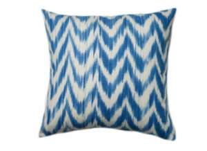 Housse Coussin IKAT TALAIA BLEU CELESTE