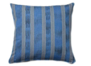 Housse Coussin IKAT PAREILS BLAU