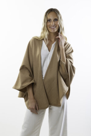 CAPE COURTE CAMEL